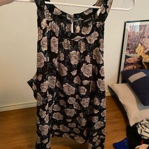 Black floral Torrid top sz 3